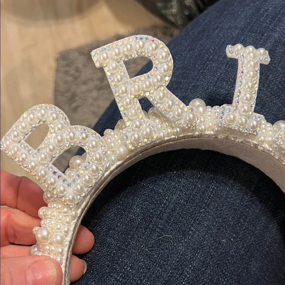 Pearl 'Bride' Headband - Picture 4 of 5